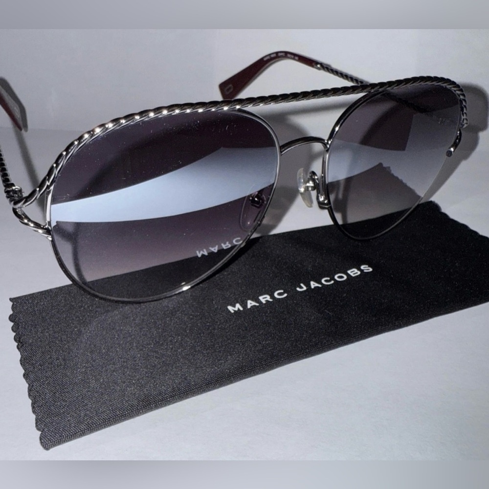 Authentic Marc Jacobs Women’s Aviator Silver Twist Sunglasses 168/S.